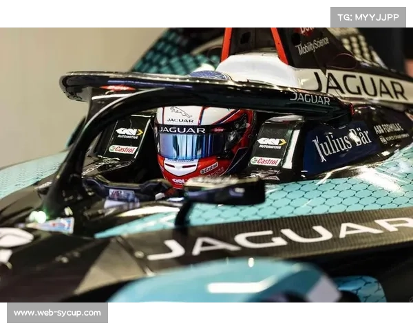 澳大利亚选手在BMX奥运积分赛墨西哥站创新反手抓板动作引关注 澳大利亚选手在BMX奥运积分赛墨西哥站创新反手抓板动作引关注