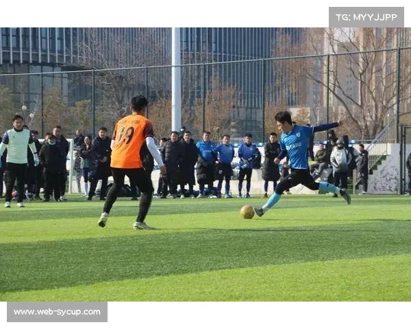 社区足球赛事燃情似火，草根联赛覆盖多省市